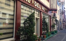 Reydel Hotel